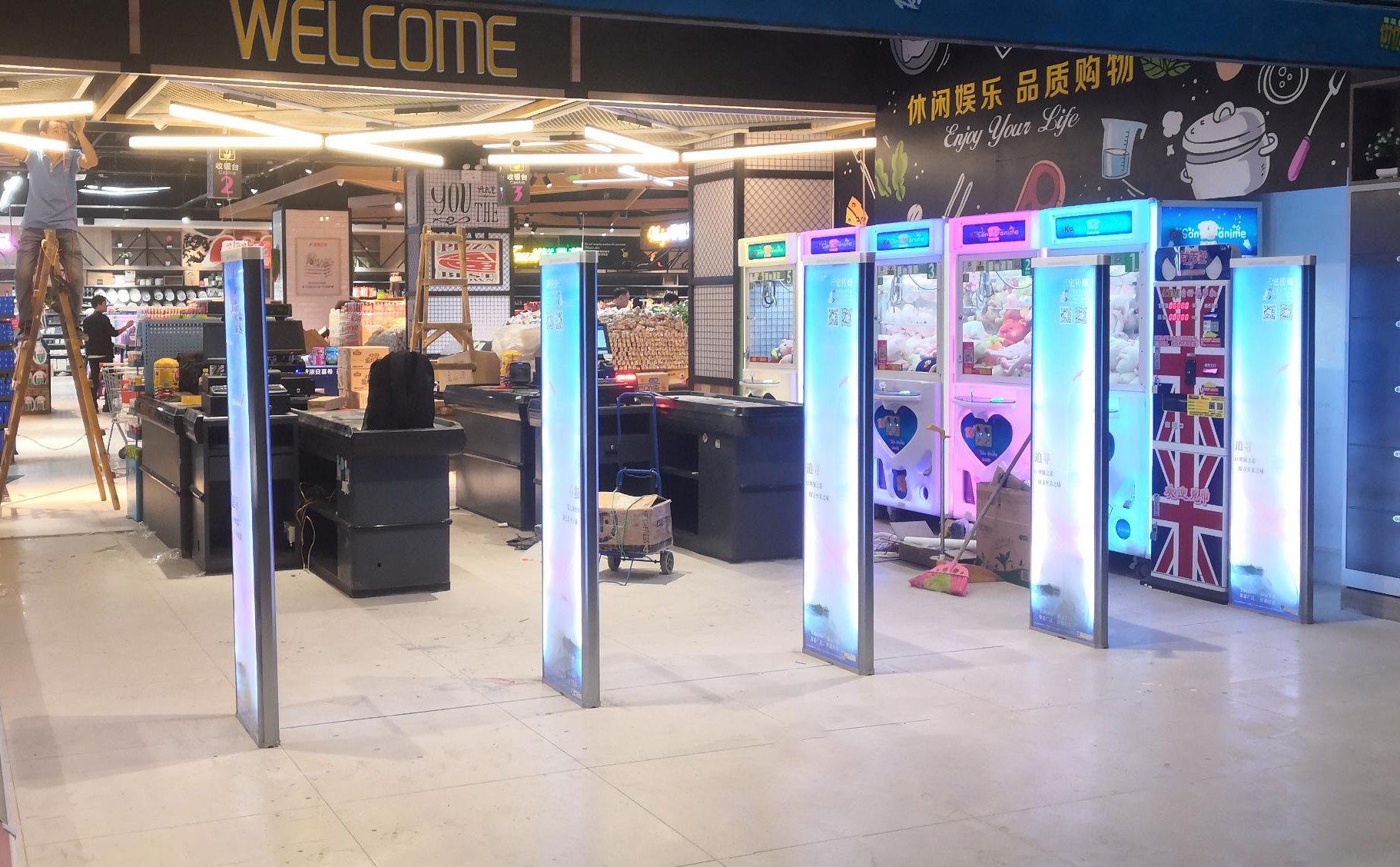 A店：东莞市沙田镇西太隆大街4号    康隆百货